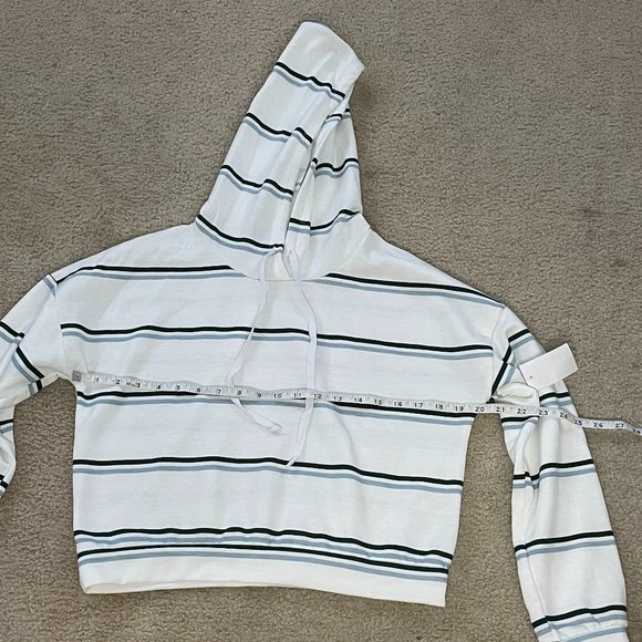 Charlotte Russe Women's Hoodie - Picture 7 of 9